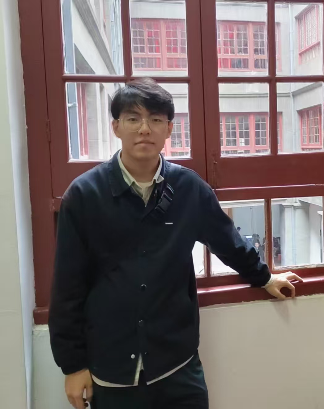 员工4